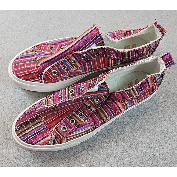 Gypsy Jazz Shoes Womens 10 Pink Striped Multicolor Pull-on Pedra Sneakers NEW - Picture 1 of 9